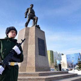 В Оренбурге сегодня почтили память Героя России Александра Прохоренко